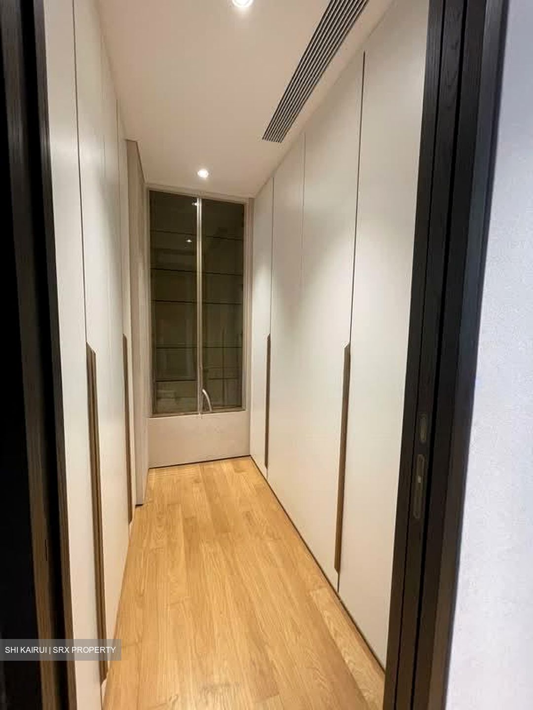 TwentyOne Angullia Park (D9), Condominium #553557611